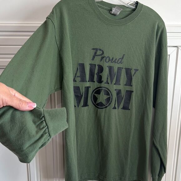 Green‎ Long Sleeve Proud Army Mom Tee - Picture 5 of 5